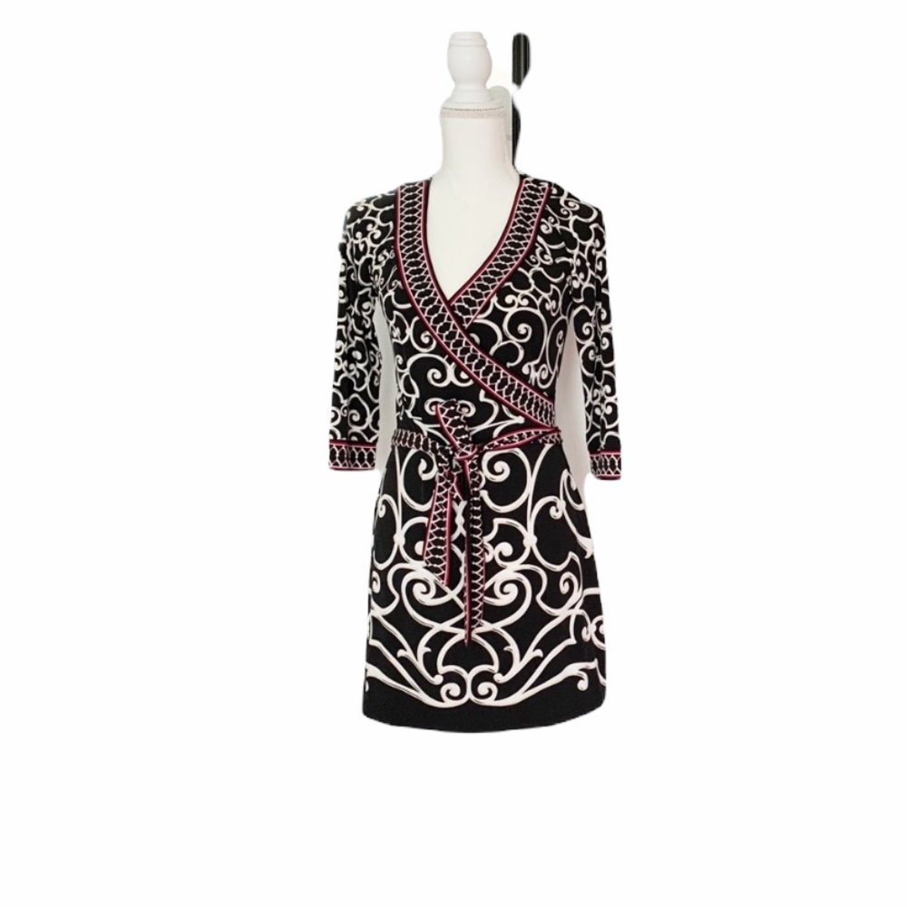 White House Black Market Multi Color Dress Size Small